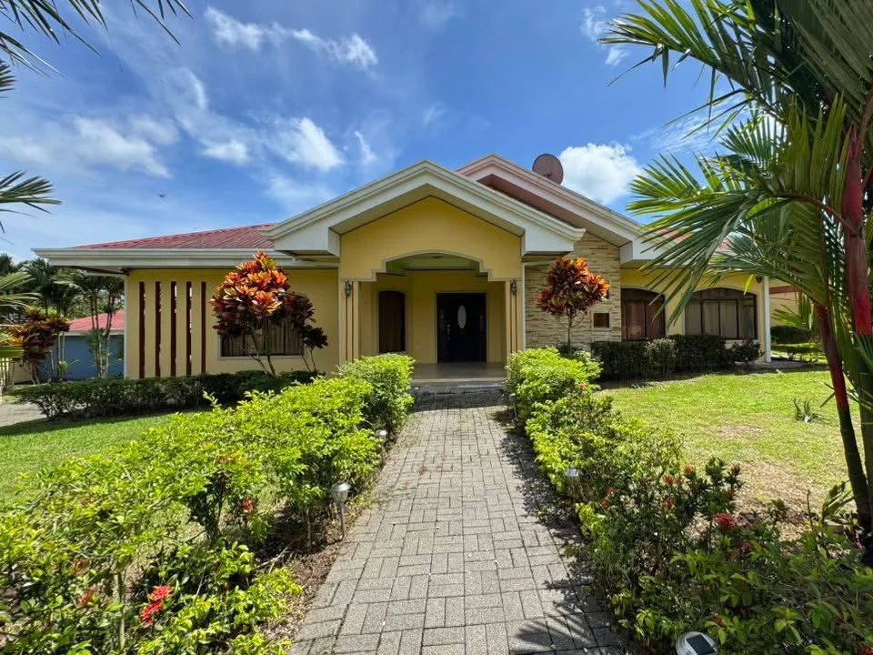Beautiful House for Sale in La Marina, San Carlos — Costa Rica